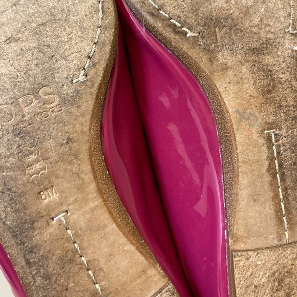 EUC 💗 Michael Kors Patent Cork Cap Toe Flats - Picture 6 of 7